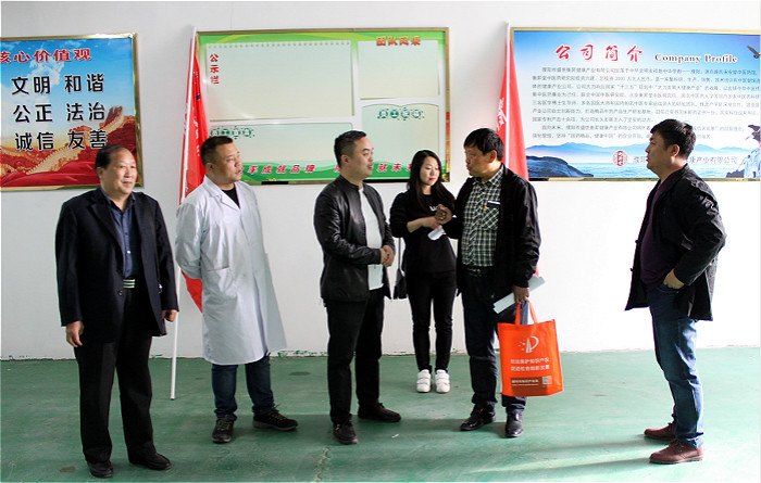 濮阳市知识产权局深入产业集聚区开展维权援助活动